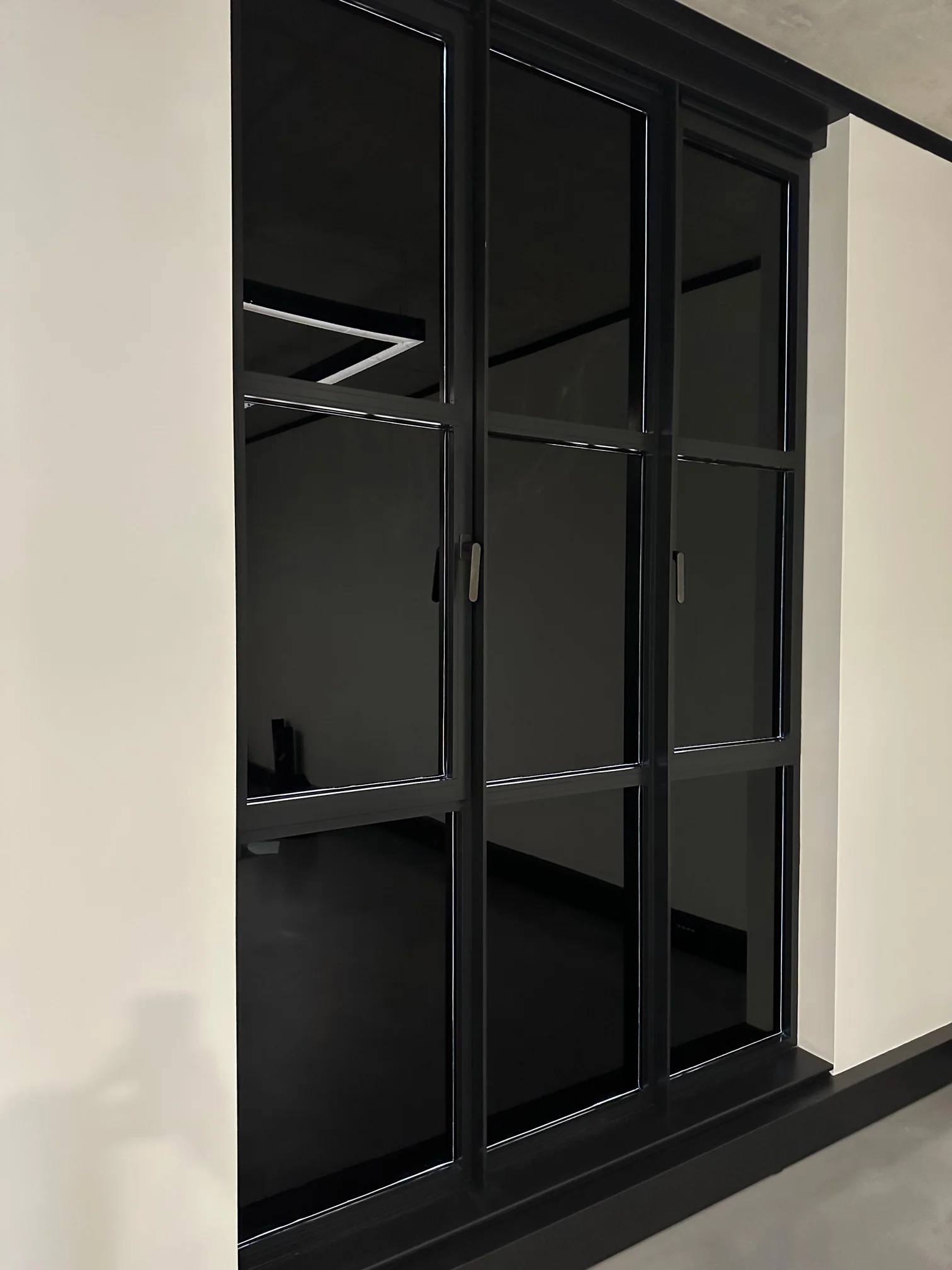 Blackout Privacy Film | Full Roll | 1.5m x 30m - Image 9