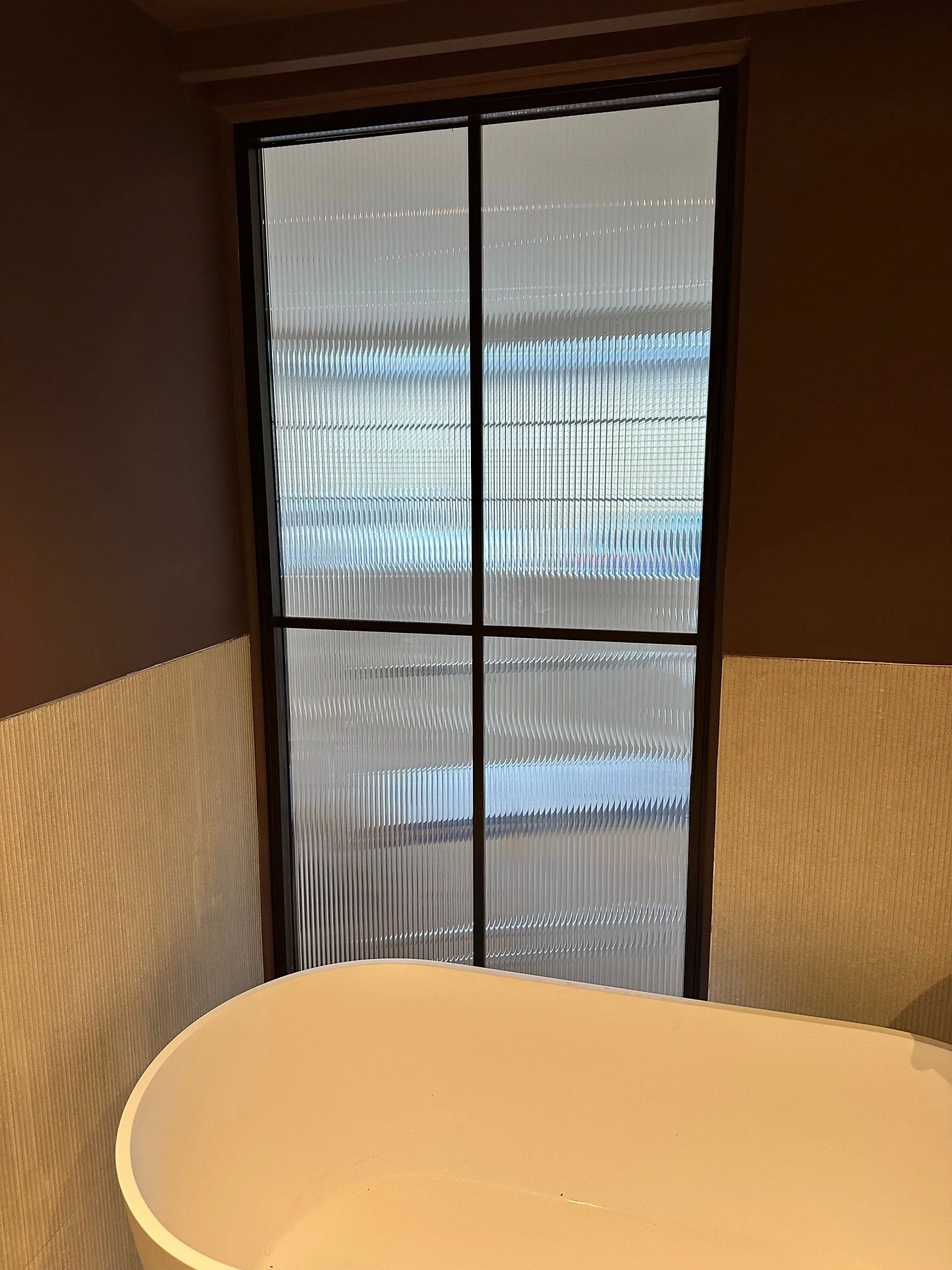 Evoke® Reeded Window Film | Privacy Window Film - Image 16