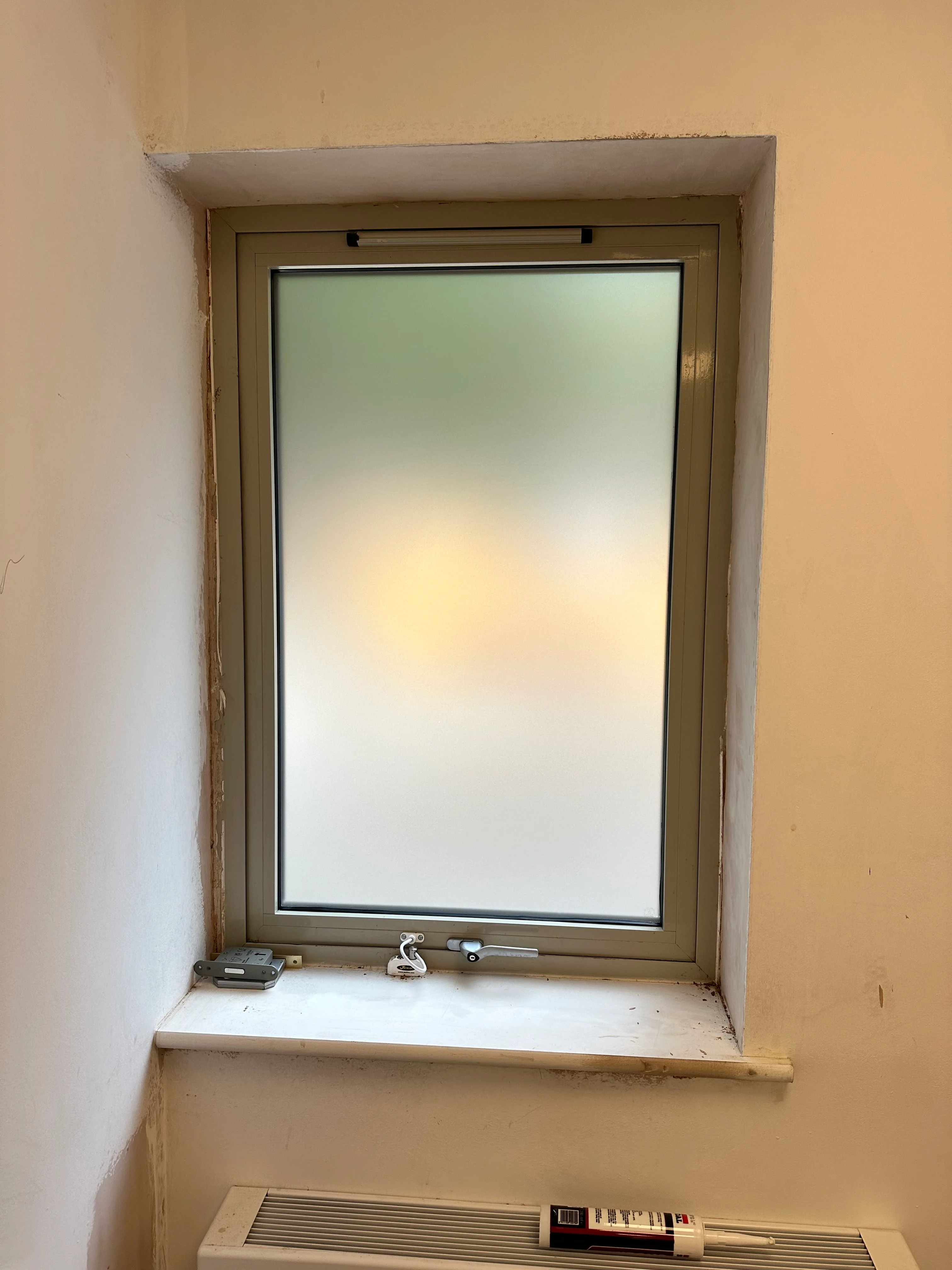 Silver Etch Frosted Film - Privacy Window Film - Image 7