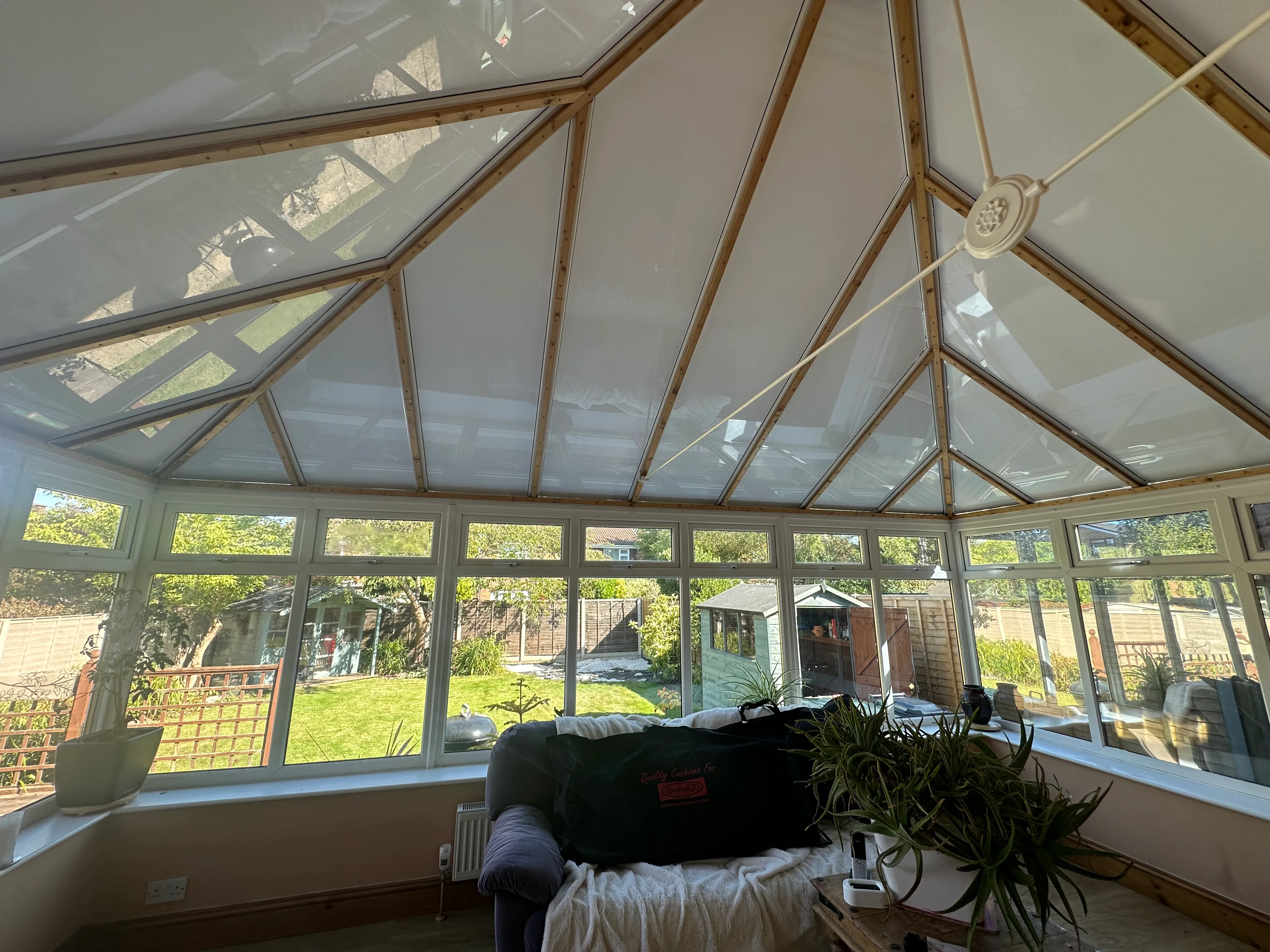 White - Cut to size colour 4200 - Image 4